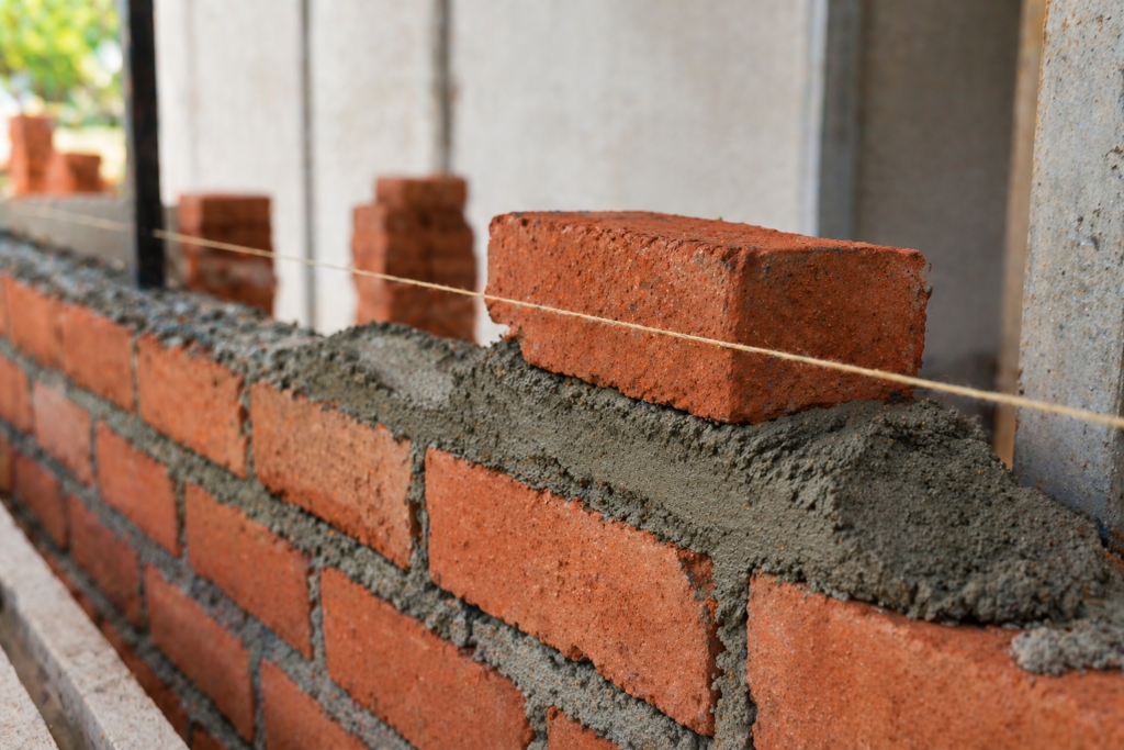 Standar Ketebalan Perekat Bata Merah yang Tepat untuk Hasil Kuat dan Rapi